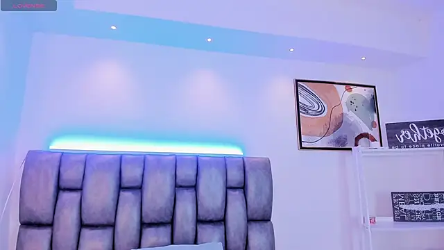 martina mancini online show from 9, 9, 2025