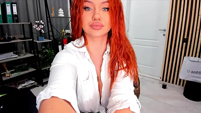 Snapshot of fireflowers_ chatting on 11, 3, 2025 fireflowers  online show from 11, 3, 2025