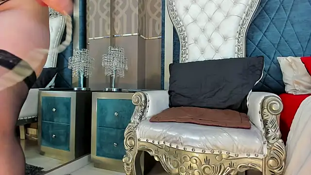 Janna Rousse  online show from 7, 11, 2025