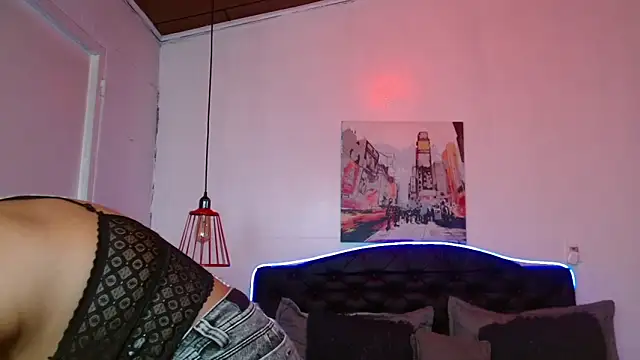 Snapshot of Dominik_girl chatting on 17, 11, 2025 Dominik girl online show from 17, 11, 2025