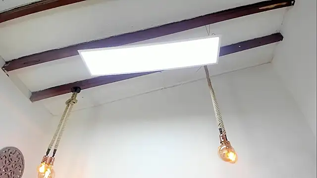 Oriana Guzman online show from 15, 1, 2025