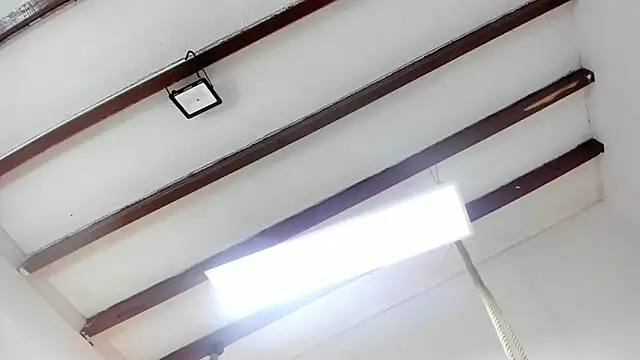 Oriana Guzman online show from 10, 2, 2025