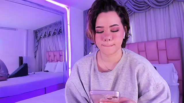 albaismynameX online show from 17, 1, 2025