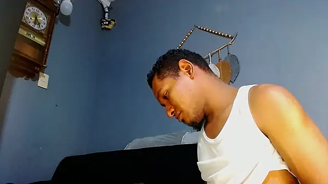 Snapshot of Grandeygruesa1 chatting on 20, 3, 2025 Grandeygruesa1 online show from 20, 3, 2025