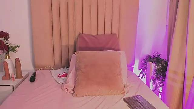 MirandaRoxx online show from 29, 9, 2025