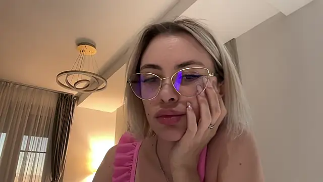 Snapshot of BaayBee__ chatting on 17, 1, 2025 BaayBee online show from 17, 1, 2025