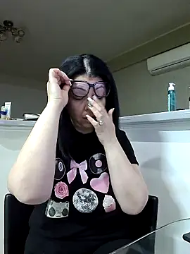 Milf Abigail online show from 2, 3, 2026