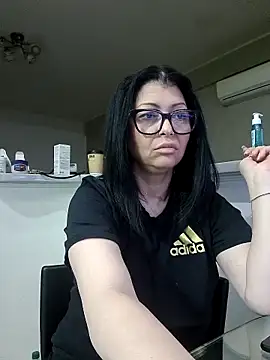 Snapshot of Milf_Abigail chatting on 22, 5, 2026 Milf Abigail online show from 22, 5, 2026