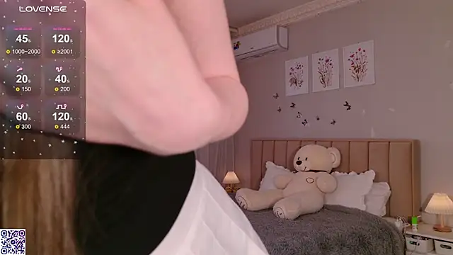 Snapshot of LeraKit chatting on 13, 3, 2025 LeraKit online show from 13, 3, 2025