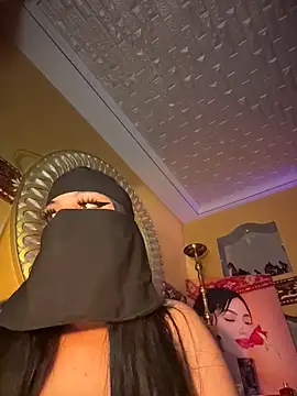 Snapshot of ORLA86 chatting on 15, 11, 2025 ORLA86 online show from 15, 11, 2025