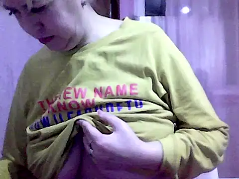Snapshot of AnaXBerry chatting on 29, 1, 2025 AnaXBerry online show from 29, 1, 2025