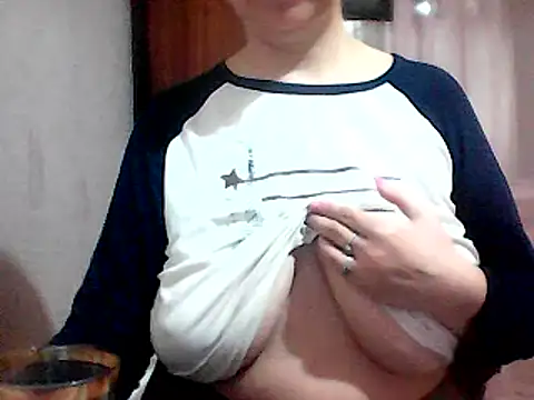 Snapshot of AnaXBerry chatting on 15, 3, 2025 AnaXBerry online show from 15, 3, 2025