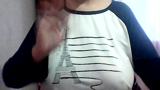 Snapshot of AnaXBerry chatting on 21, 10, 2025 AnaXBerry online show from 21, 10, 2025