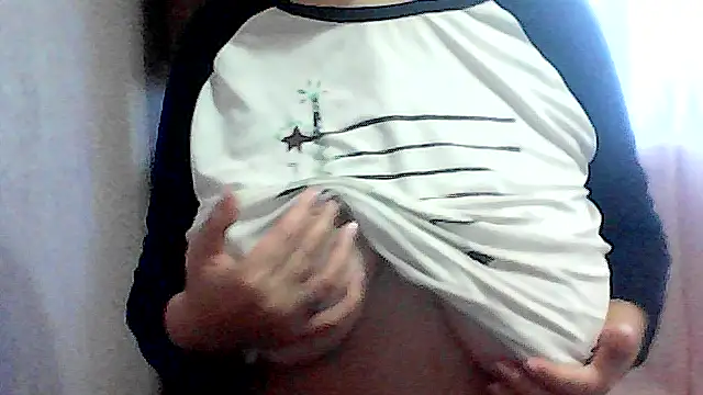 Snapshot of AnaXBerry chatting on 4, 11, 2025 AnaXBerry online show from 4, 11, 2025