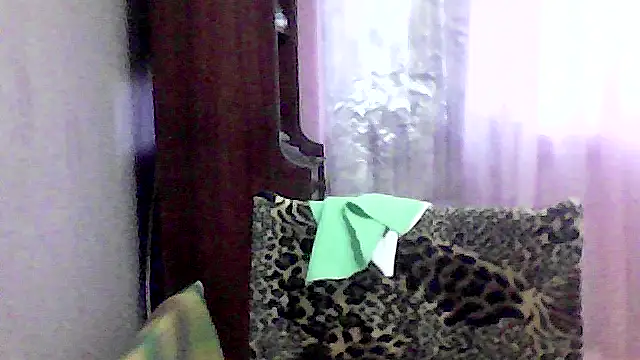 Snapshot of AnaXBerry chatting on 27, 11, 2025 AnaXBerry online show from 27, 11, 2025