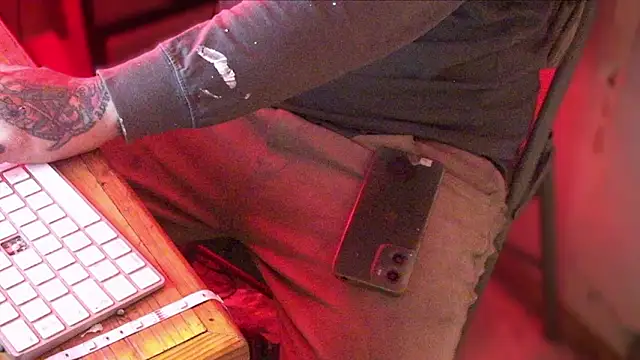 Snapshot of AlanDickson chatting on 19, 2, 2026 AlanDickson online show from 19, 2, 2026