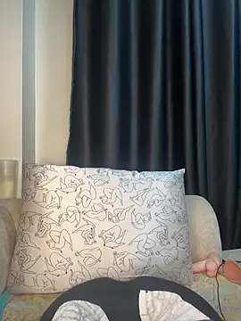 Snapshot of Bella_kiki chatting on 20, 6, 2026 Bella kiki online show from 20, 6, 2026