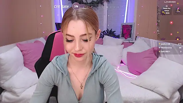 Tessa Walker online show from 4, 1, 2025