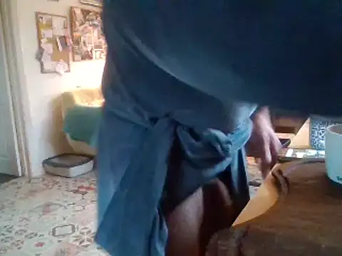 Snapshot of jakjak106 chatting on 12, 12, 2024 jakjak106 online show from 12, 12, 2024