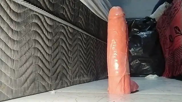 UncutToyBoy23cm online show from 24, 2, 2026