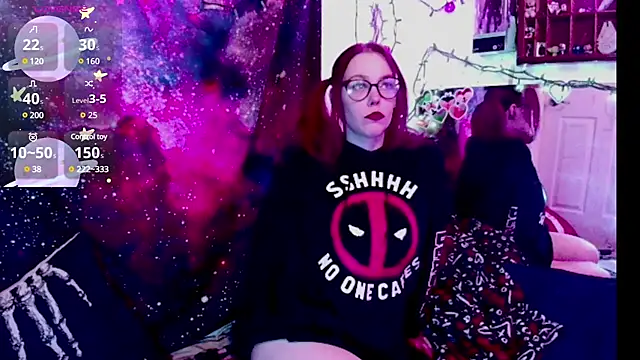 EverlyEster online show from 12, 1, 2025