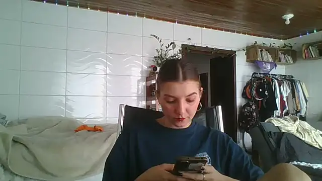 SweetyBabyDemon online show from 16, 9, 2025