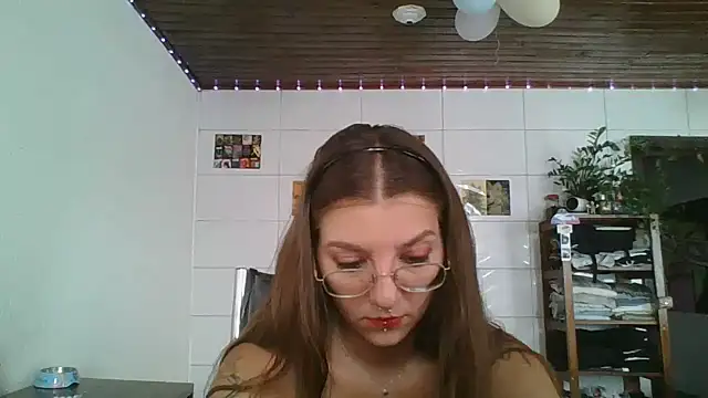 SweetyBabyDemon online show from 12, 3, 2026