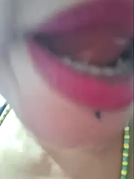 Snapshot of gatadeojosclaros chatting on 3, 5, 2026 gatadeojosclaros online show from 3, 5, 2026