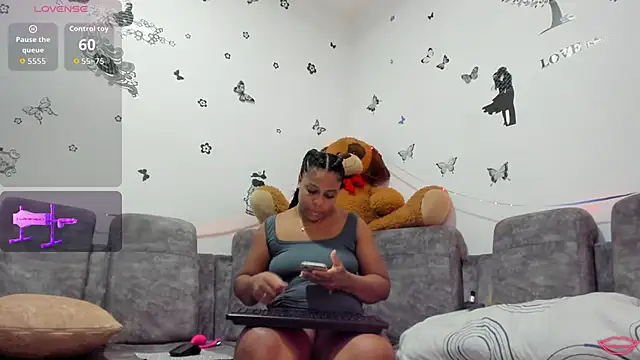 BrianaHazel online show from 10, 11, 2025