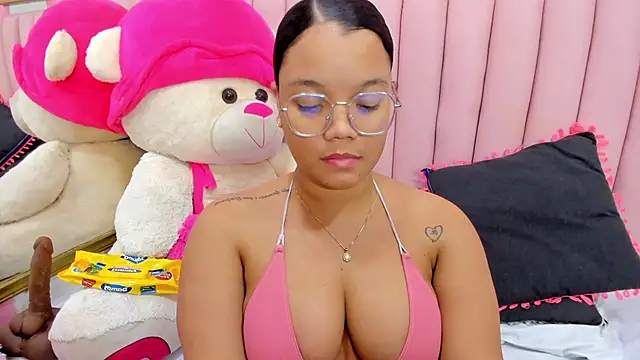 ISABELLA 020 online show from 26, 11, 2025