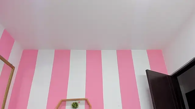 ISABELLA 020 online show from 9, 2, 2026