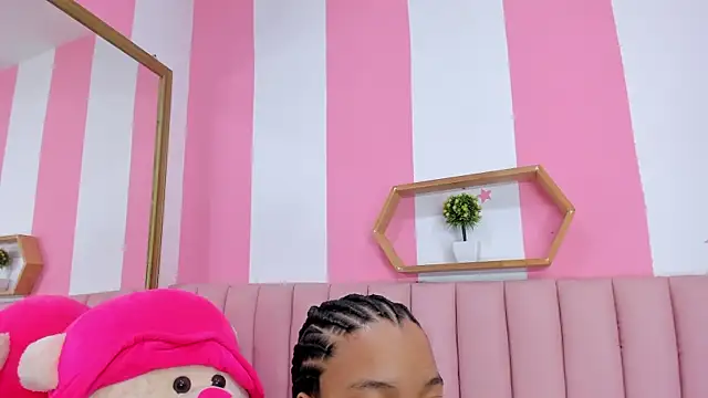 ISABELLA 020 online show from 9, 4, 2026