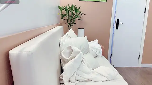 AKiKi711 online show from 16, 2, 2026