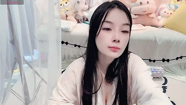 AKiKi711 online show from 4, 4, 2026