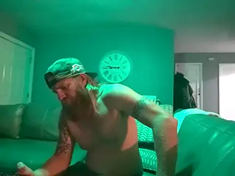 Snapshot of whitehammer94u chatting on 4, 11, 2025 whitehammer94u online show from 4, 11, 2025