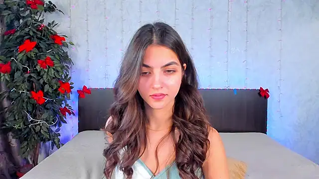Snapshot of Milana_Crystal_ chatting on 21, 1, 2025 Milana Crystal online show from 21, 1, 2025