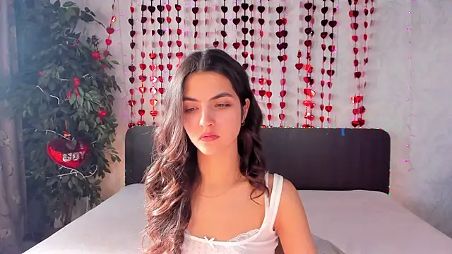 Snapshot of Milana_Crystal_ chatting on 25, 2, 2025 Milana Crystal online show from 25, 2, 2025