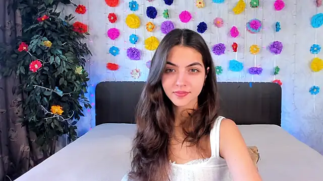 Snapshot of Milana_Crystal_ chatting on 7, 3, 2025 Milana Crystal online show from 7, 3, 2025