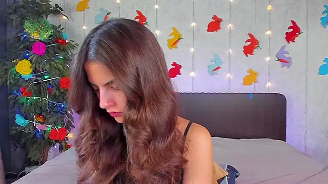 Milana Crystal  online show from 15, 4, 2026