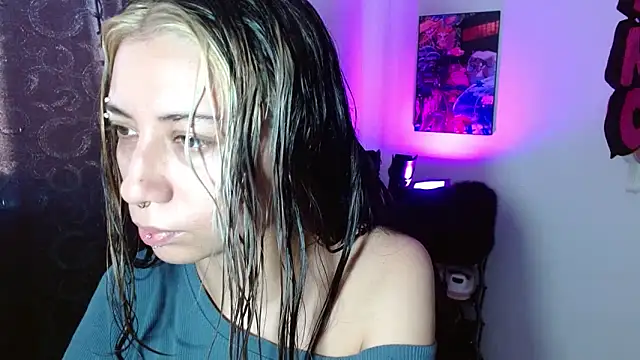 squirt charlott online show from 18, 10, 2025