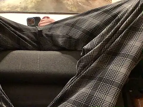 Hebrewhammers42 online show from 1, 1, 2025