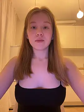 Snapshot of Eva_Weyne chatting on 6, 5, 2026 Eva Weyne online show from 6, 5, 2026