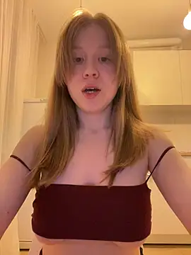 Snapshot of Eva_Weyne chatting on 13, 5, 2026 Eva Weyne online show from 13, 5, 2026