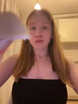 Snapshot of Eva_Weyne chatting on 29, 5, 2026 Eva Weyne online show from 29, 5, 2026