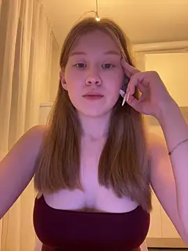 Snapshot of Eva_Weyne chatting on 9, 6, 2026 Eva Weyne online show from 9, 6, 2026