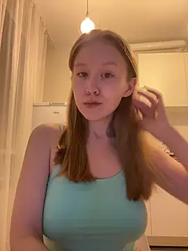Snapshot of Eva_Weyne chatting on 9, 7, 2026 Eva Weyne online show from 9, 7, 2026