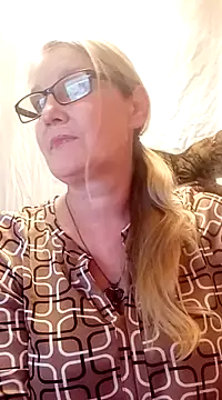 irinamaux online show from 4, 2, 2025