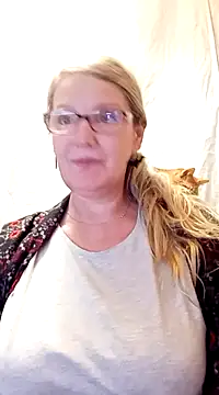 irinamaux online show from 13, 2, 2025