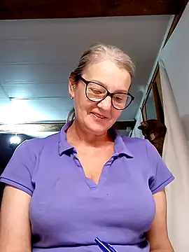 irinamaux online show from 28, 10, 2025