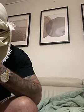 Snapshot of LexyGold chatting on 4, 10, 2025 LexyGold online show from 4, 10, 2025